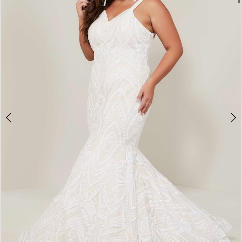 Tiffany Designs Wedding Dress
